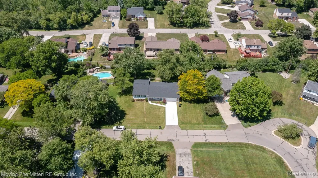 23735 W Newell Circle Farmington Hills City MI 48336