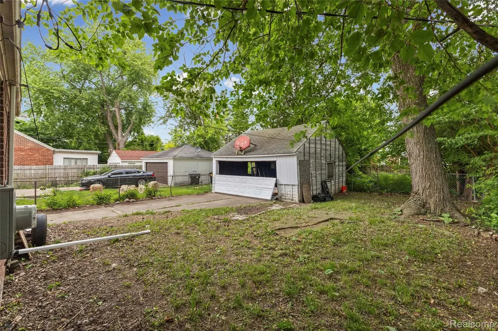12510 Duchess Street Detroit City MI 48224