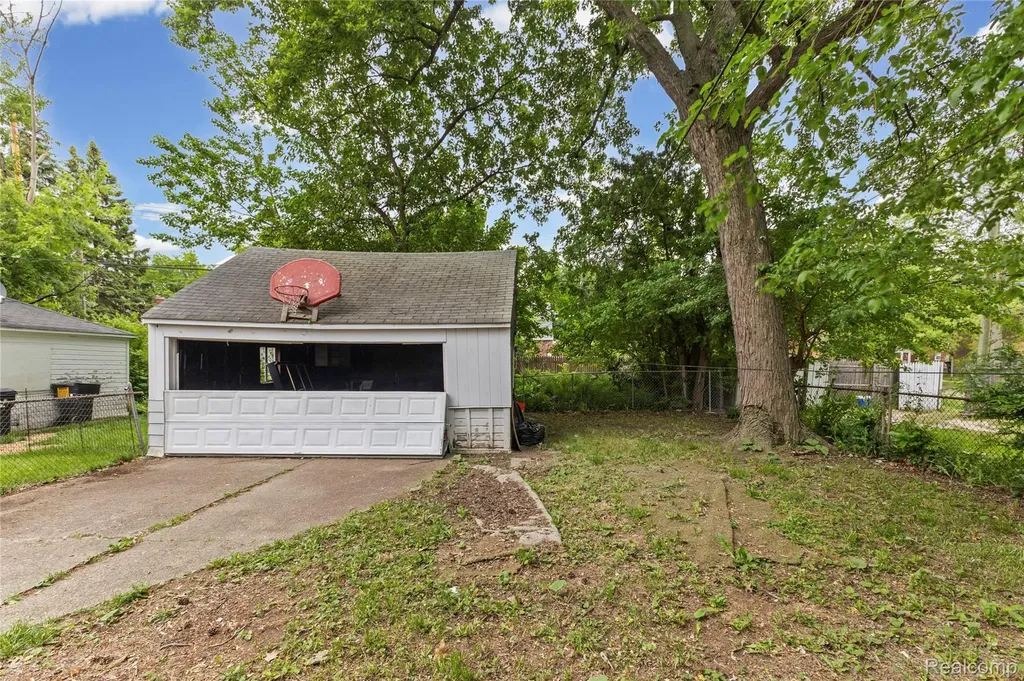 12510 Duchess Street Detroit City MI 48224