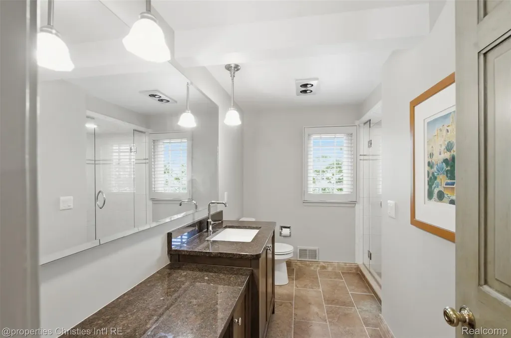 25235 Canterbury Road Franklin Village MI 48025