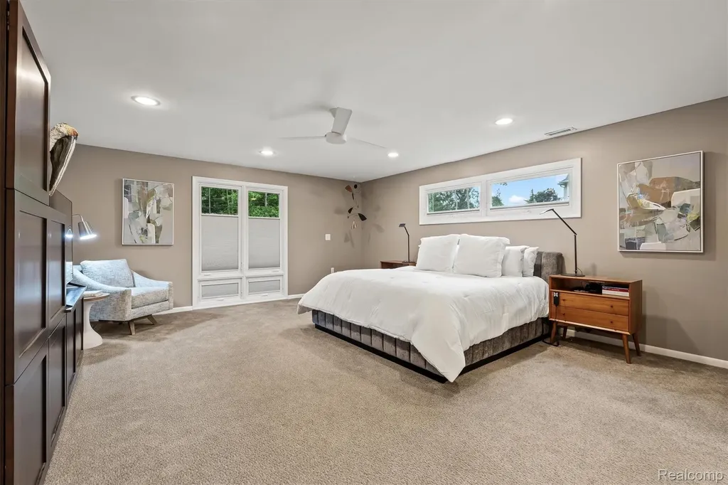 3885 Oakland Drive Bloomfield Hills City MI 48301
