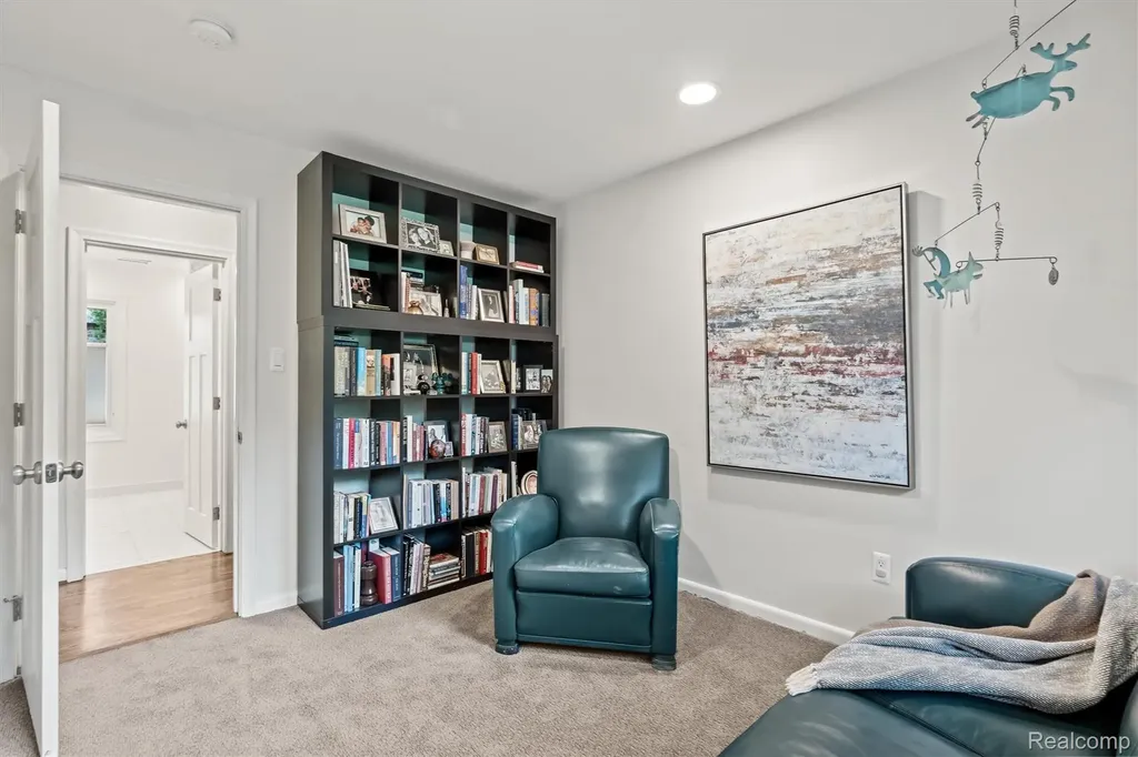 3885 Oakland Drive Bloomfield Hills City MI 48301