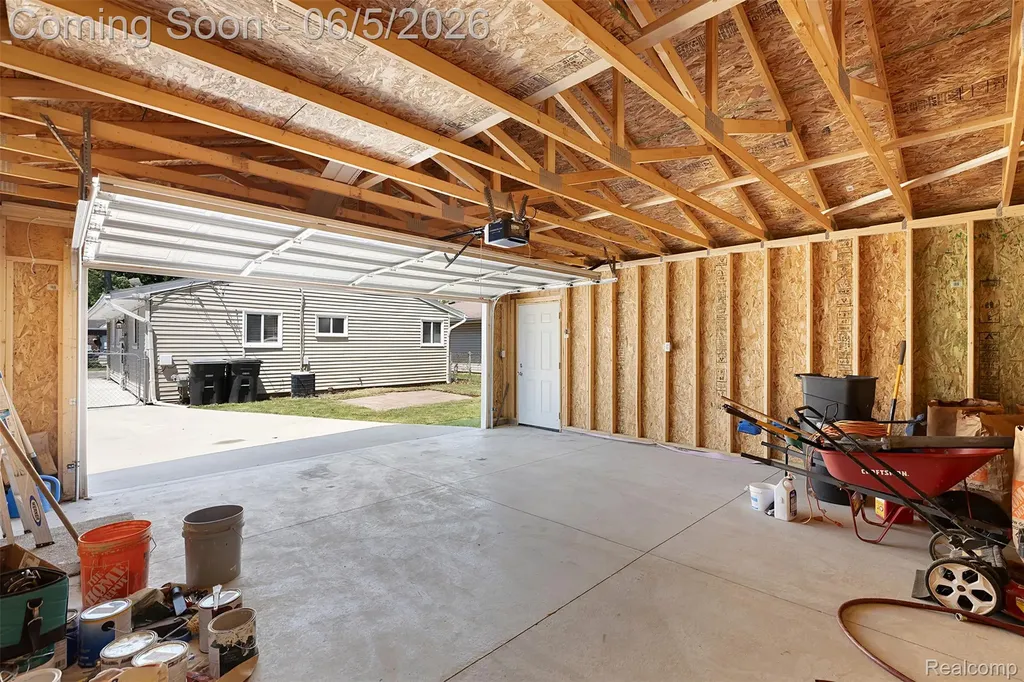 12180 Arcola Street Livonia City MI 48150