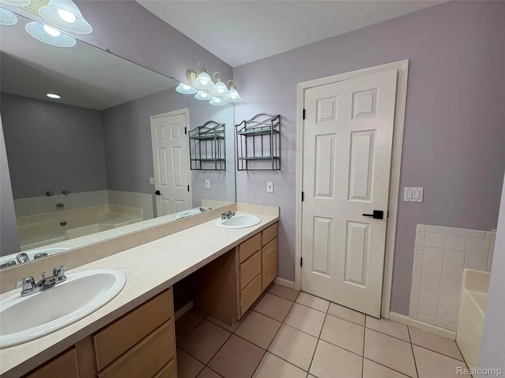 860 N Sashabaw Road Brandon Charter Township MI 48462
