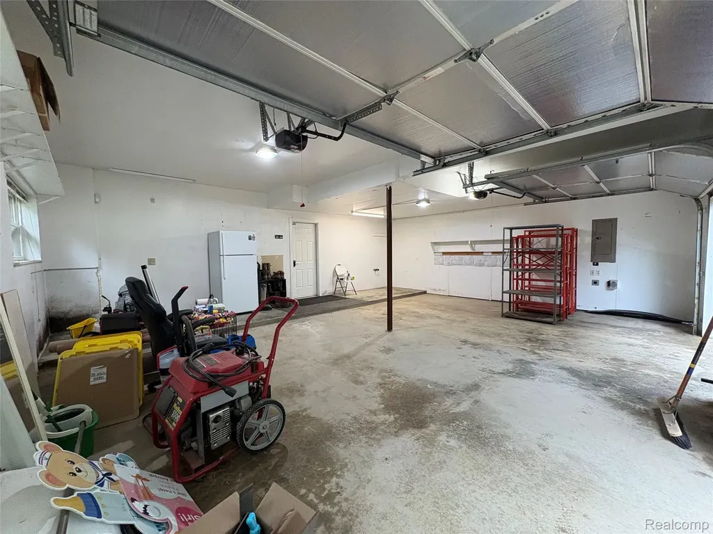 860 N Sashabaw Road Brandon Charter Township MI 48462