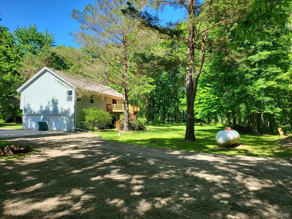 860 N Sashabaw Road Brandon Charter Township MI 48462