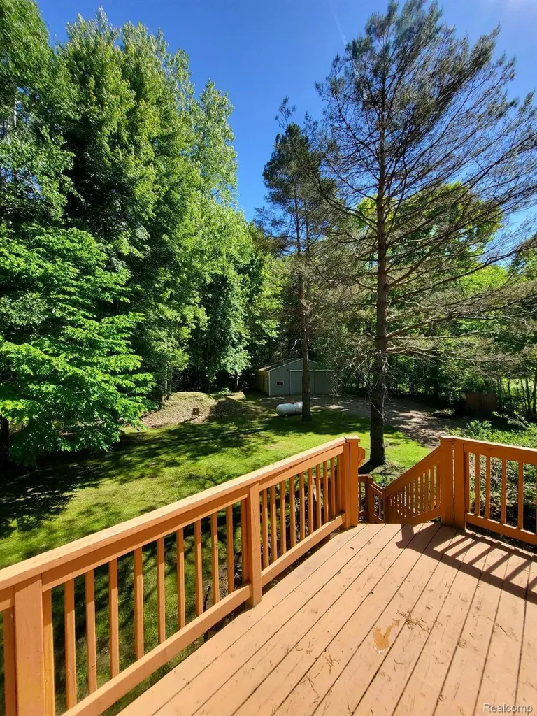 860 N Sashabaw Road Brandon Charter Township MI 48462