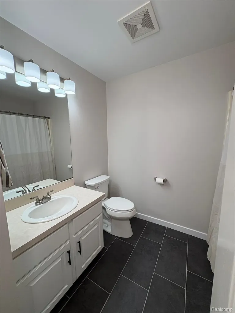 860 N Sashabaw Road Brandon Charter Township MI 48462