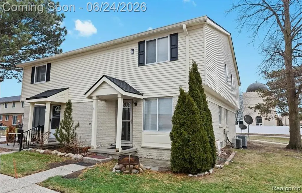 2092 Orchard Crest Street Shelby Charter Township MI 48317