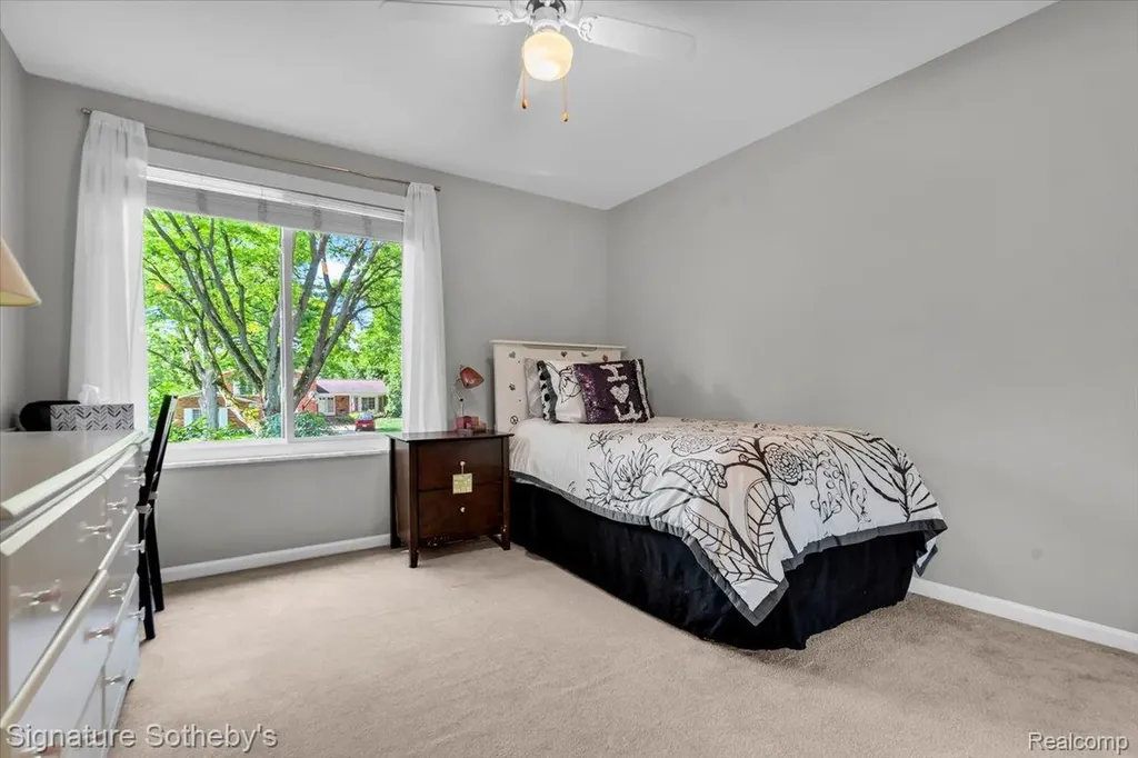 2538 Red Fox Trail Drive Troy City MI 48098