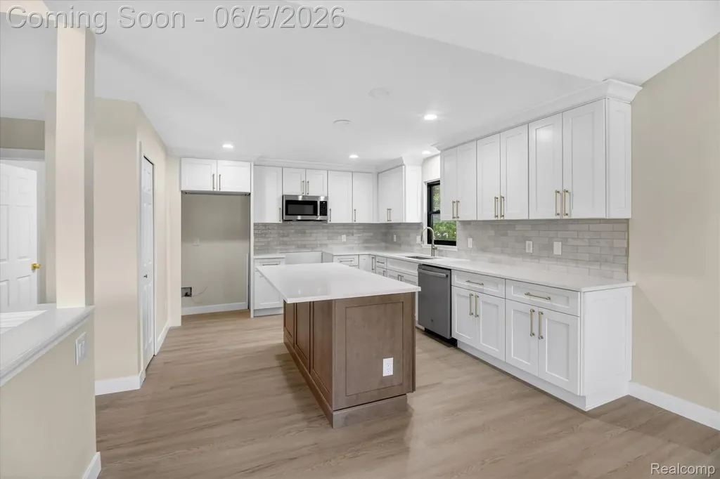 3901 Highlander Way W Pittsfield Charter Township MI 48108