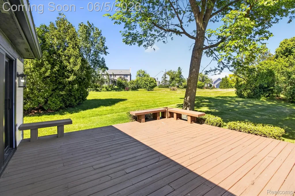 3901 Highlander Way W Pittsfield Charter Township MI 48108
