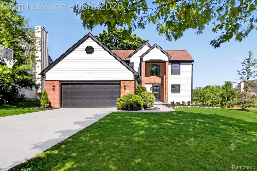 3901 Highlander Way W Pittsfield Charter Township MI 48108