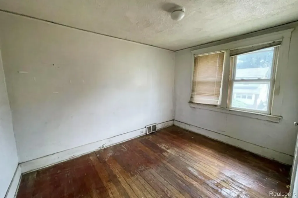 8091 Kenney Street Detroit City MI 48234