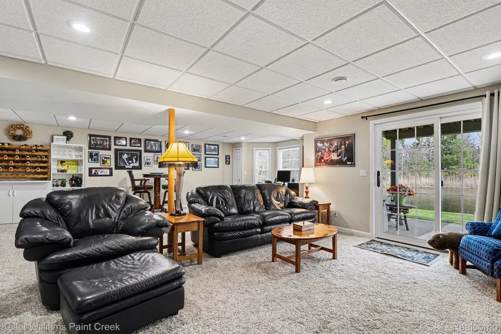 63 Burniah Lane Orion Charter Township MI 48362