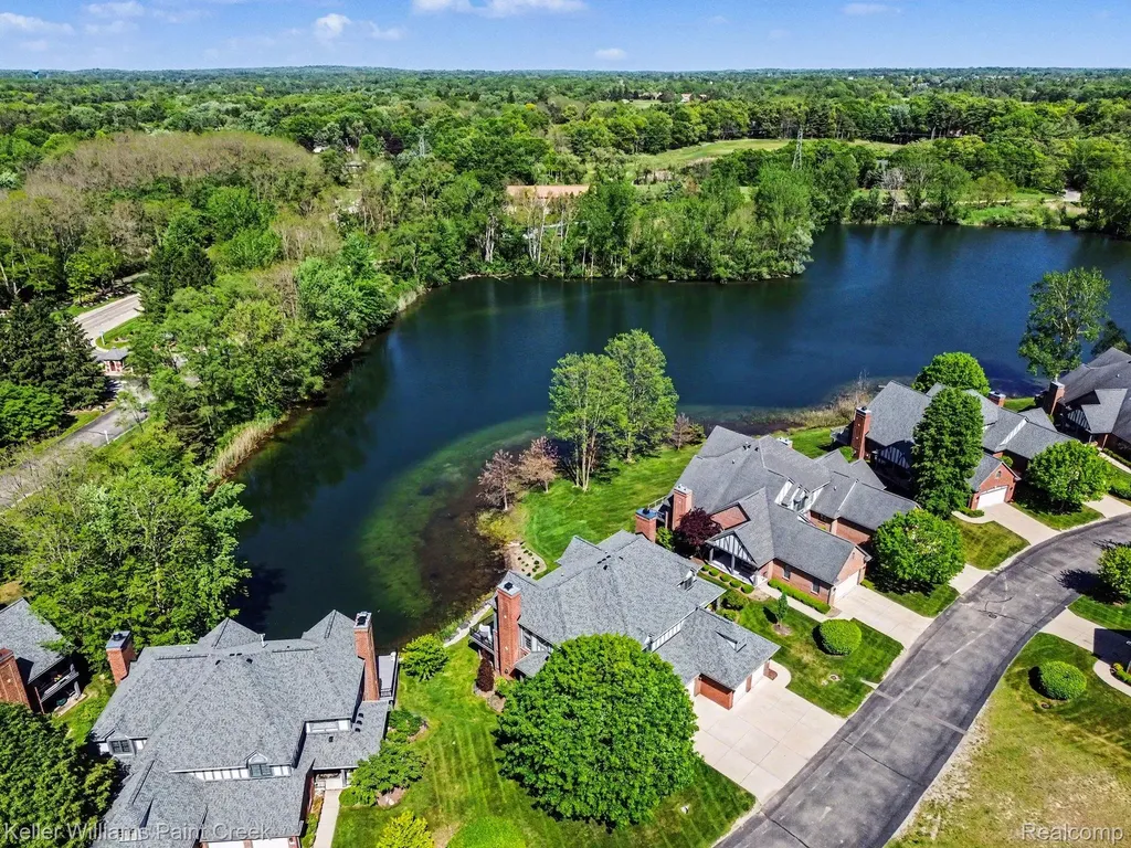 63 Burniah Lane Orion Charter Township MI 48362