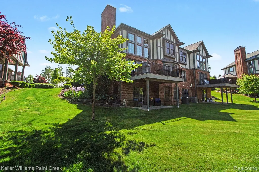 63 Burniah Lane Orion Charter Township MI 48362