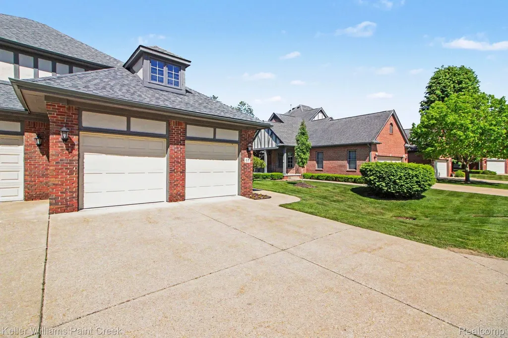 63 Burniah Lane Orion Charter Township MI 48362