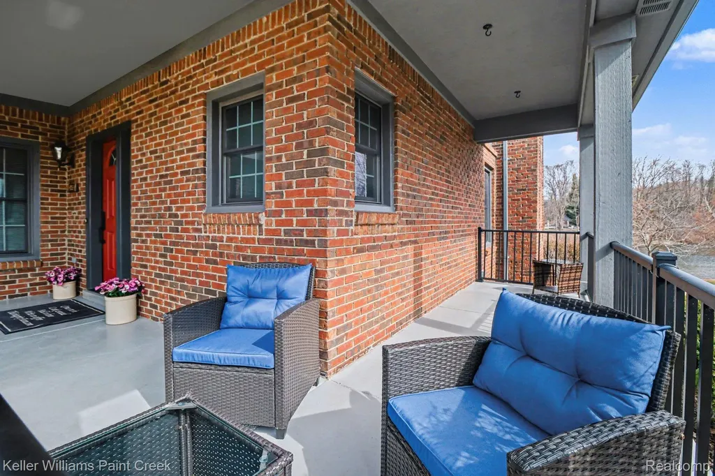 63 Burniah Lane Orion Charter Township MI 48362