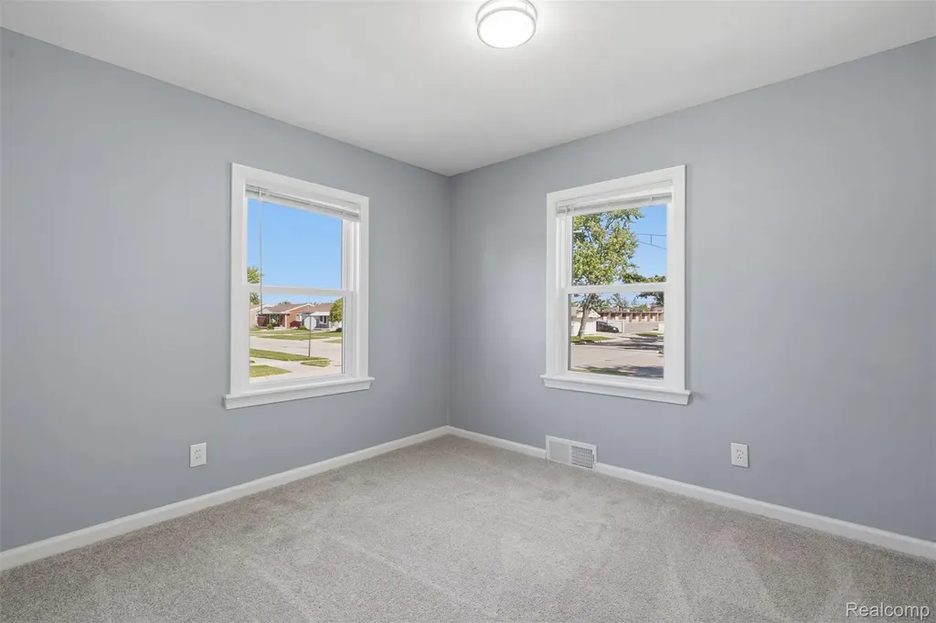 13181 Peach Street Southgate City MI 48195