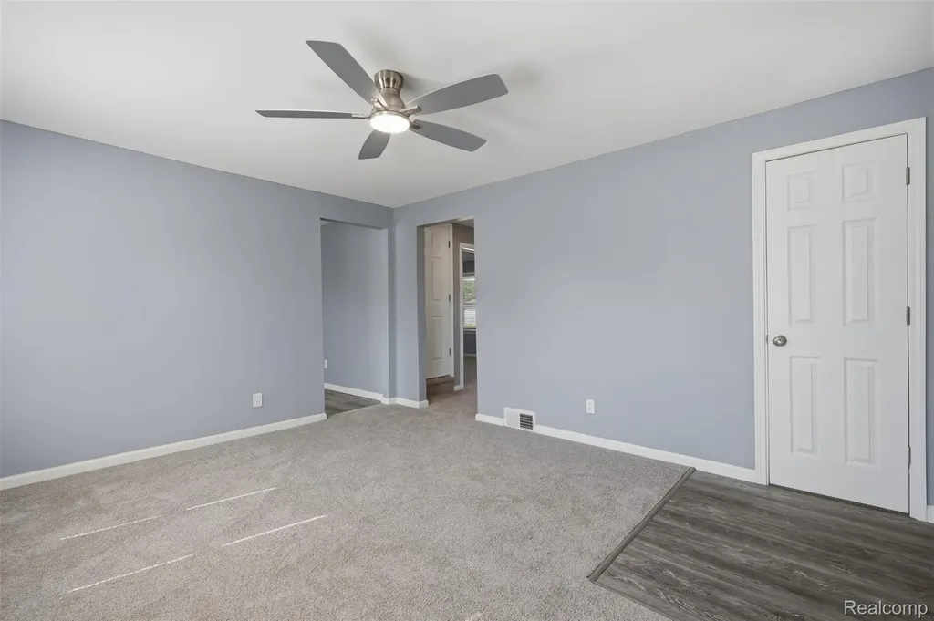 13181 Peach Street Southgate City MI 48195