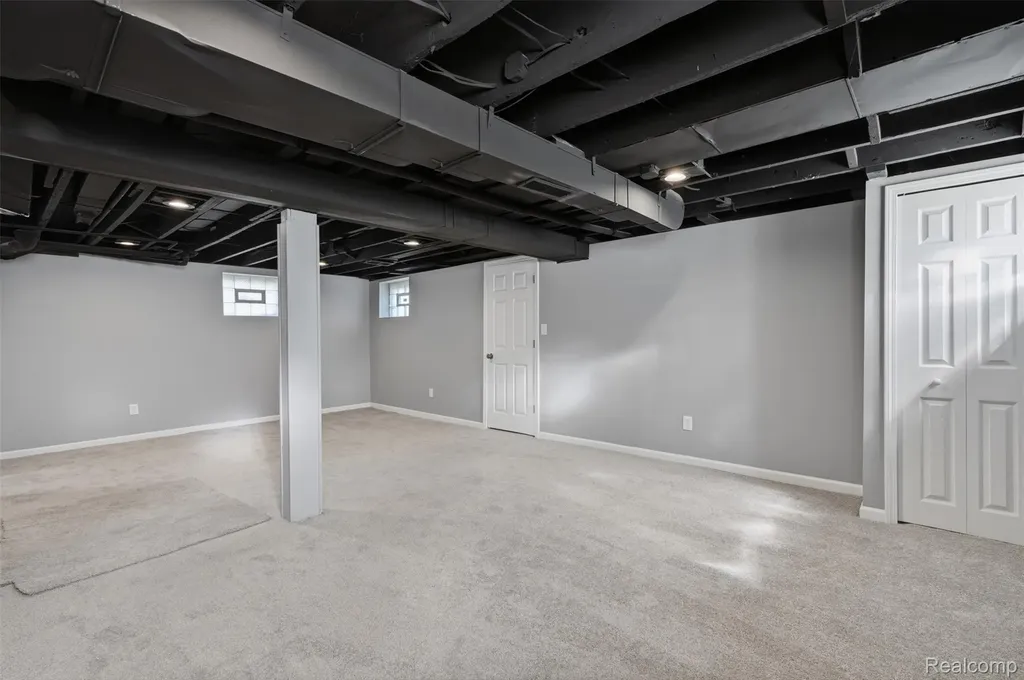 13181 Peach Street Southgate City MI 48195