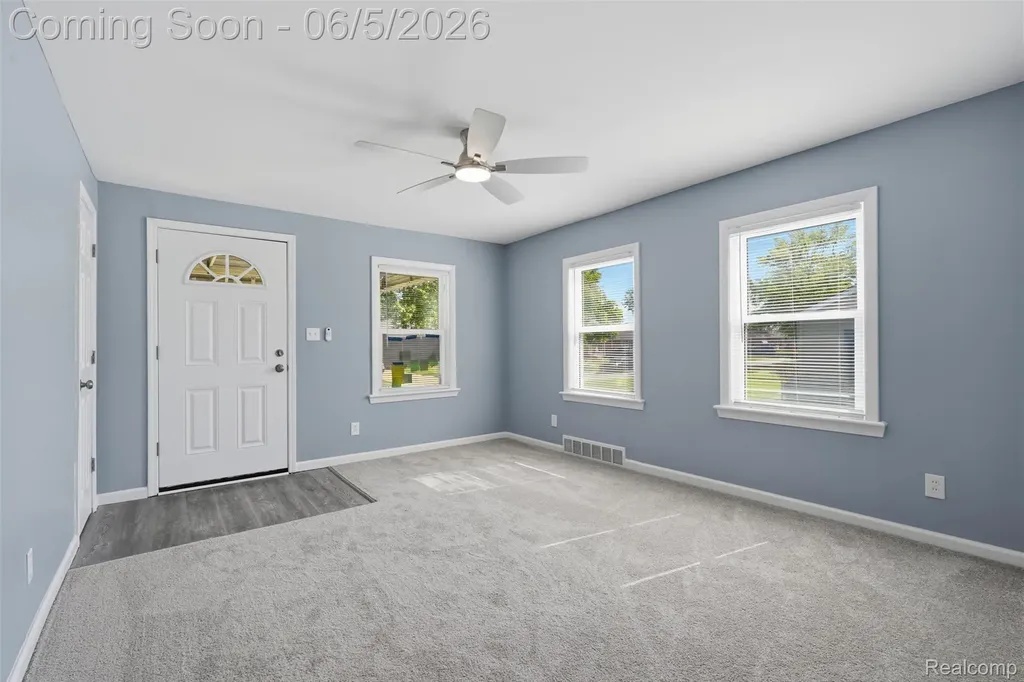 13181 Peach Street Southgate City MI 48195