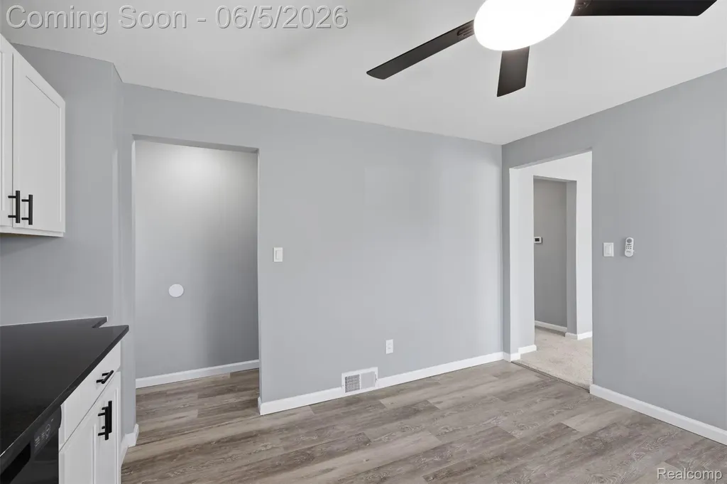 13181 Peach Street Southgate City MI 48195