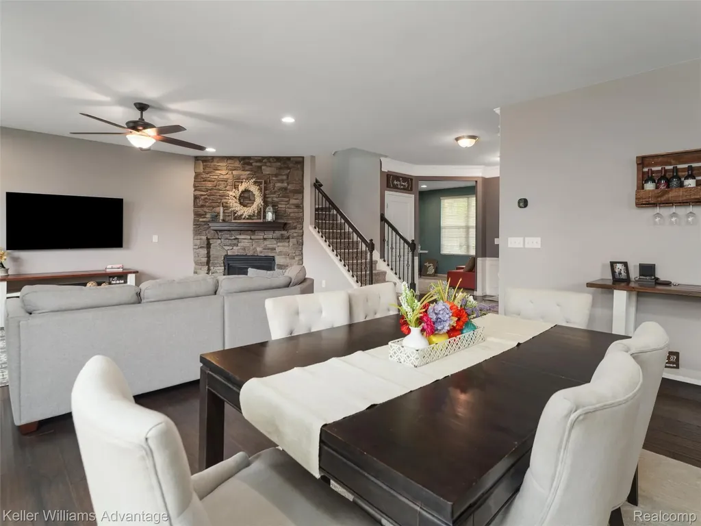 6121 Braemore Court Canton Charter Township MI 48187