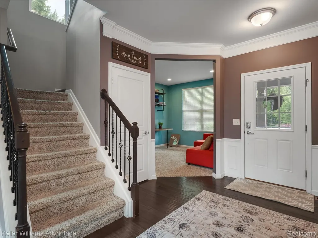6121 Braemore Court Canton Charter Township MI 48187