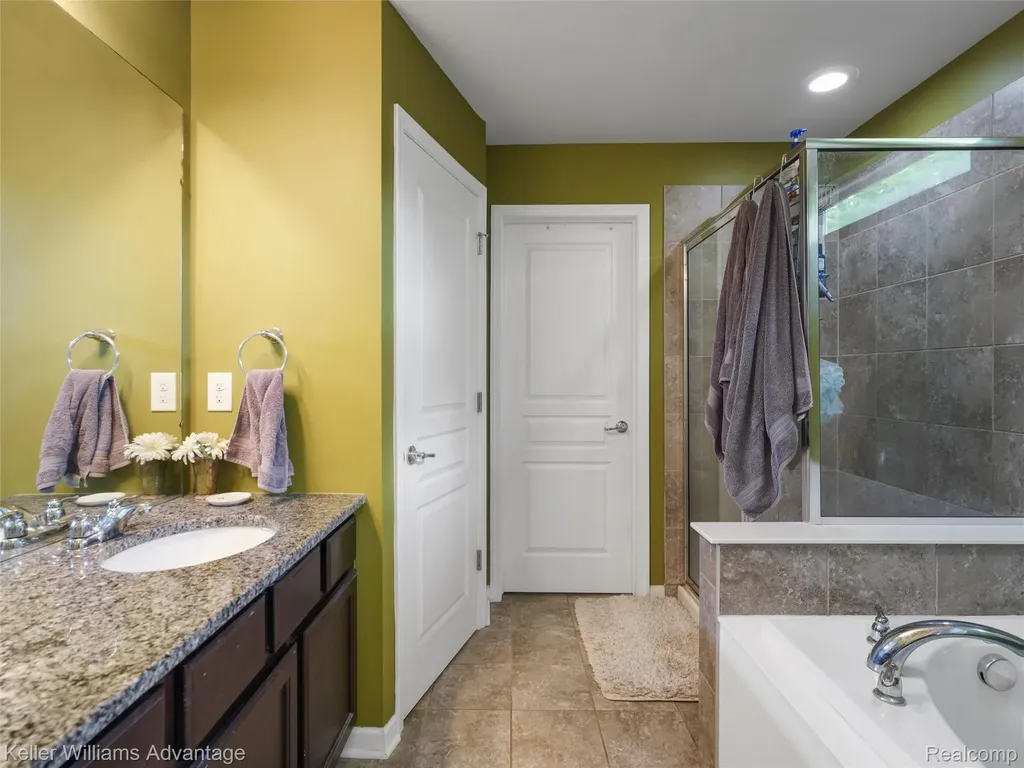 6121 Braemore Court Canton Charter Township MI 48187