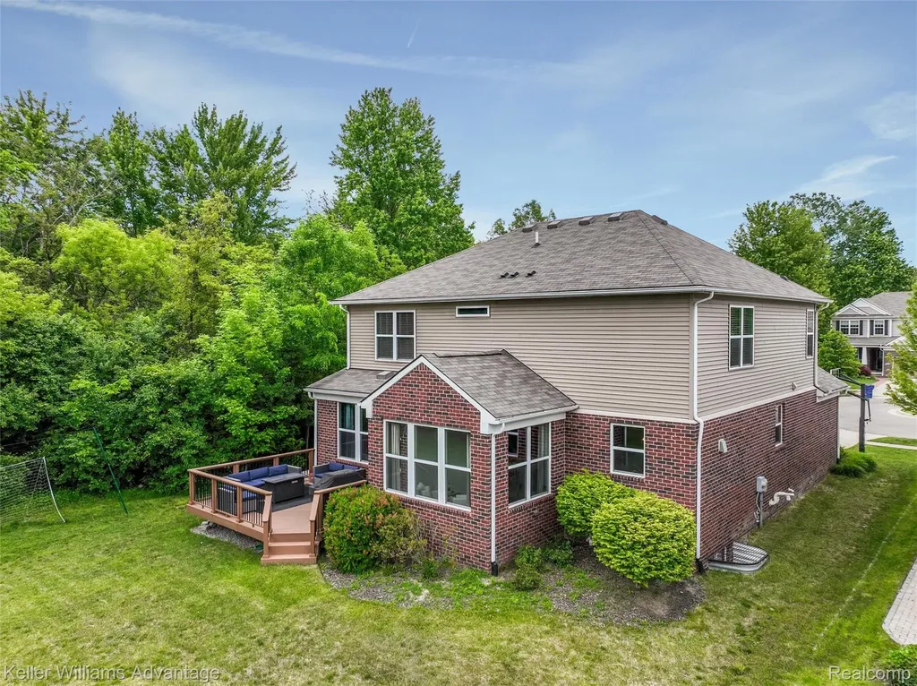 6121 Braemore Court Canton Charter Township MI 48187