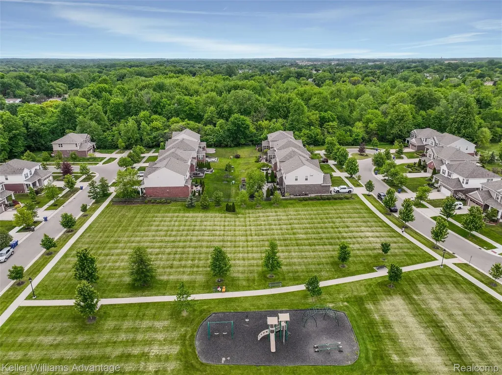 6121 Braemore Court Canton Charter Township MI 48187