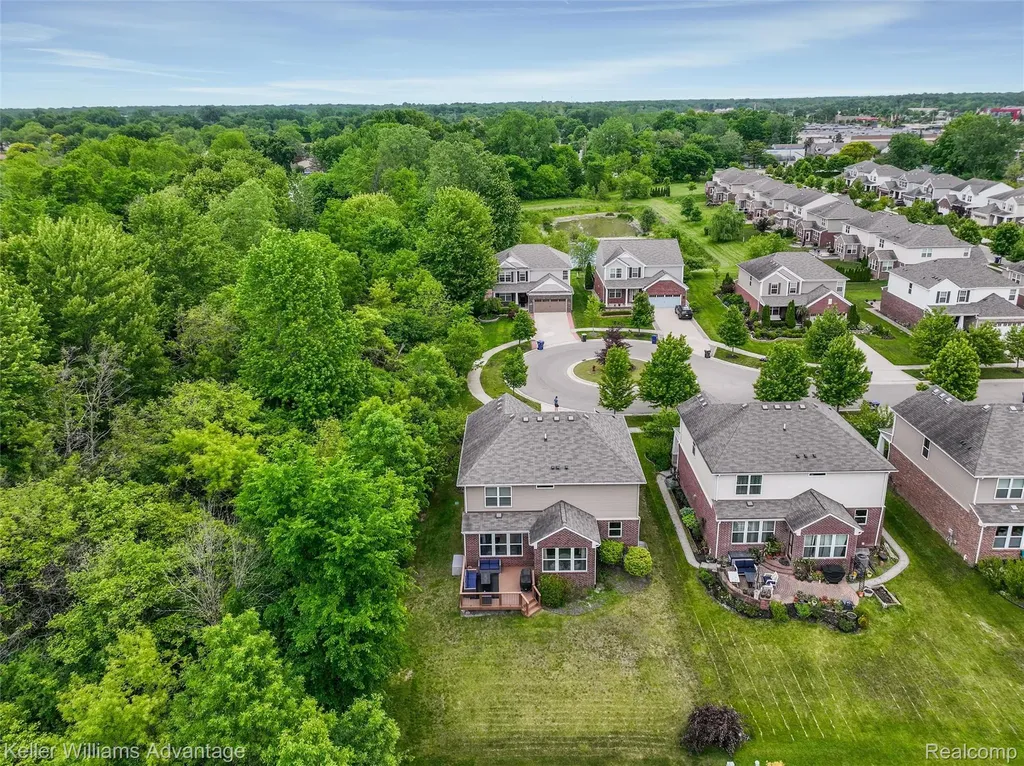 6121 Braemore Court Canton Charter Township MI 48187