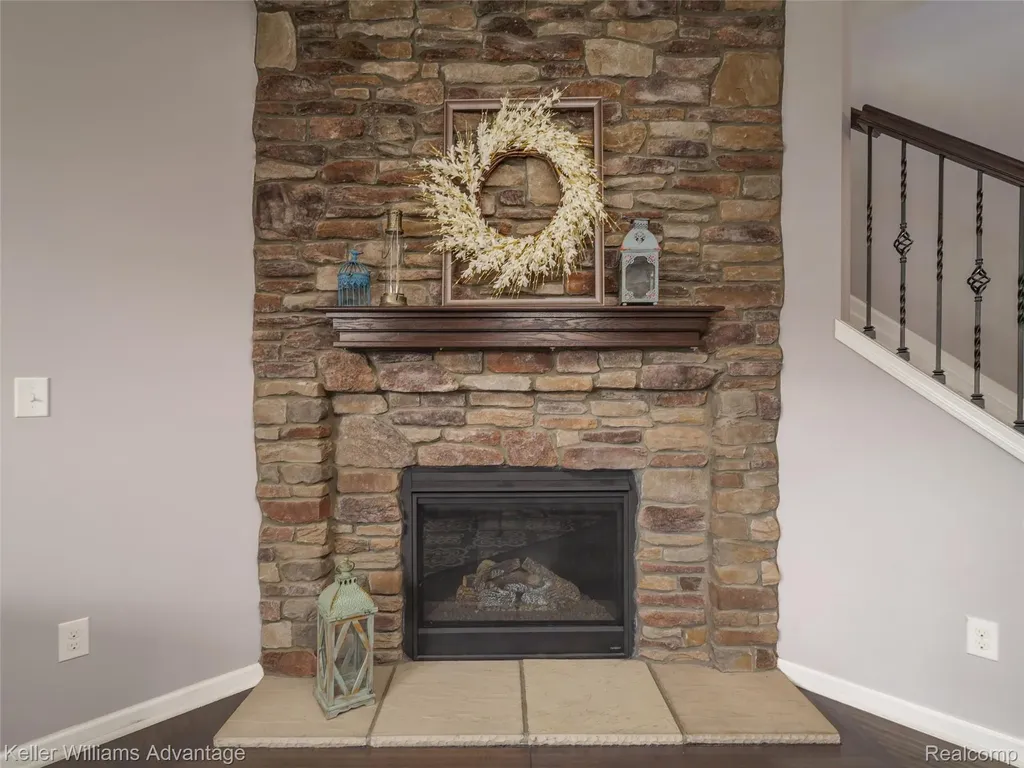 6121 Braemore Court Canton Charter Township MI 48187