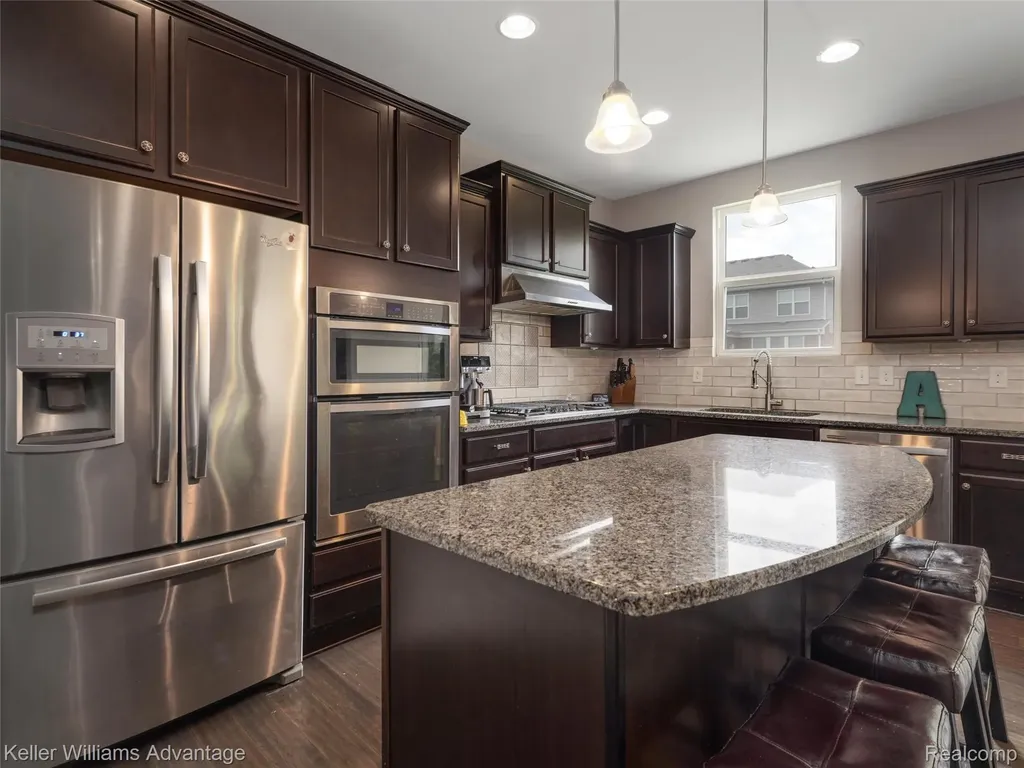 6121 Braemore Court Canton Charter Township MI 48187