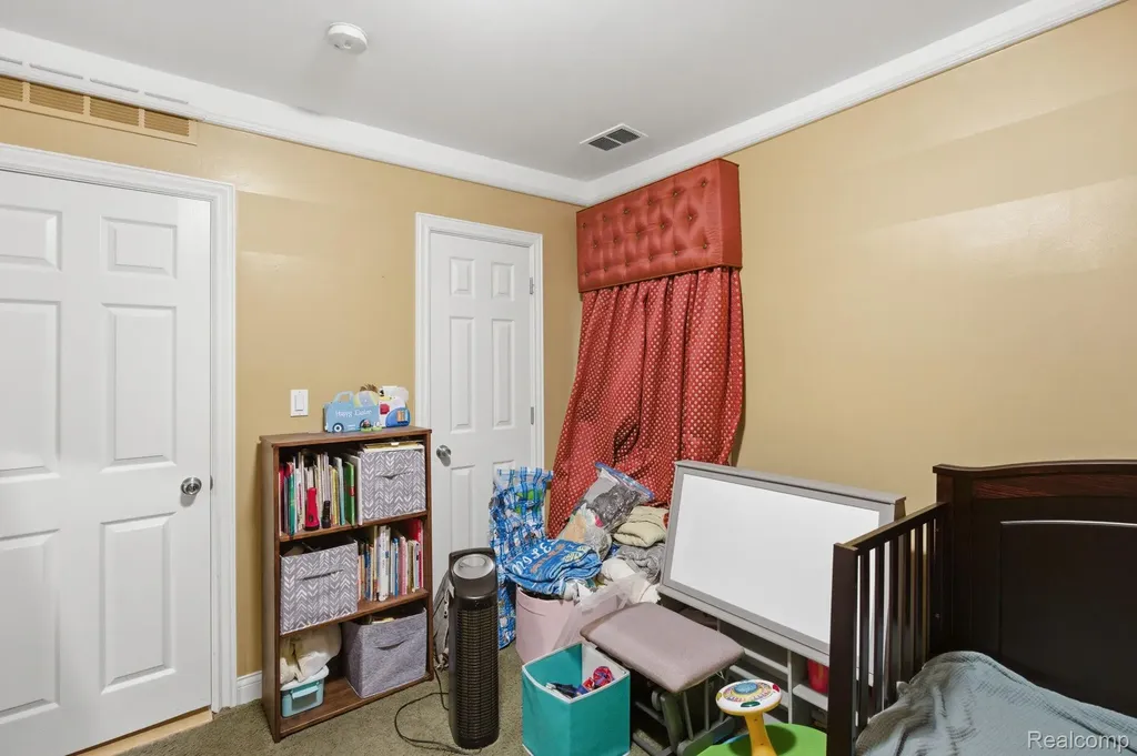 8749 Pacton Drive Shelby Charter Township MI 48317