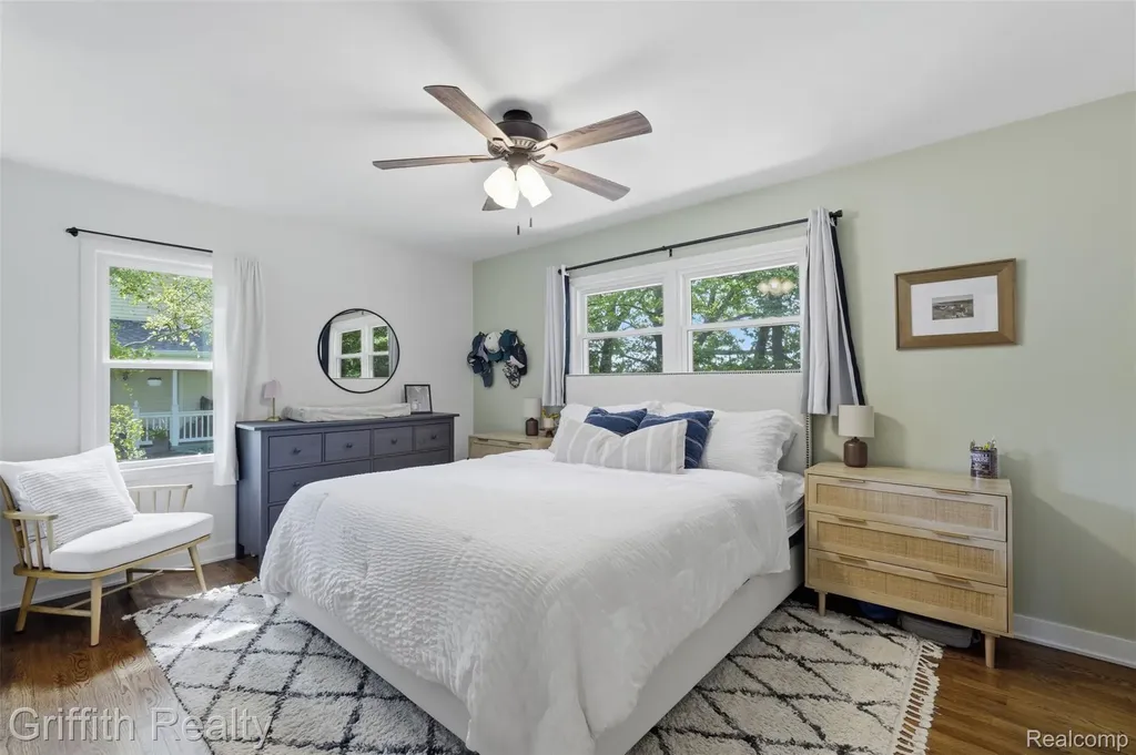 6262 Briggs Lake Drive Green Oak Township MI 48116