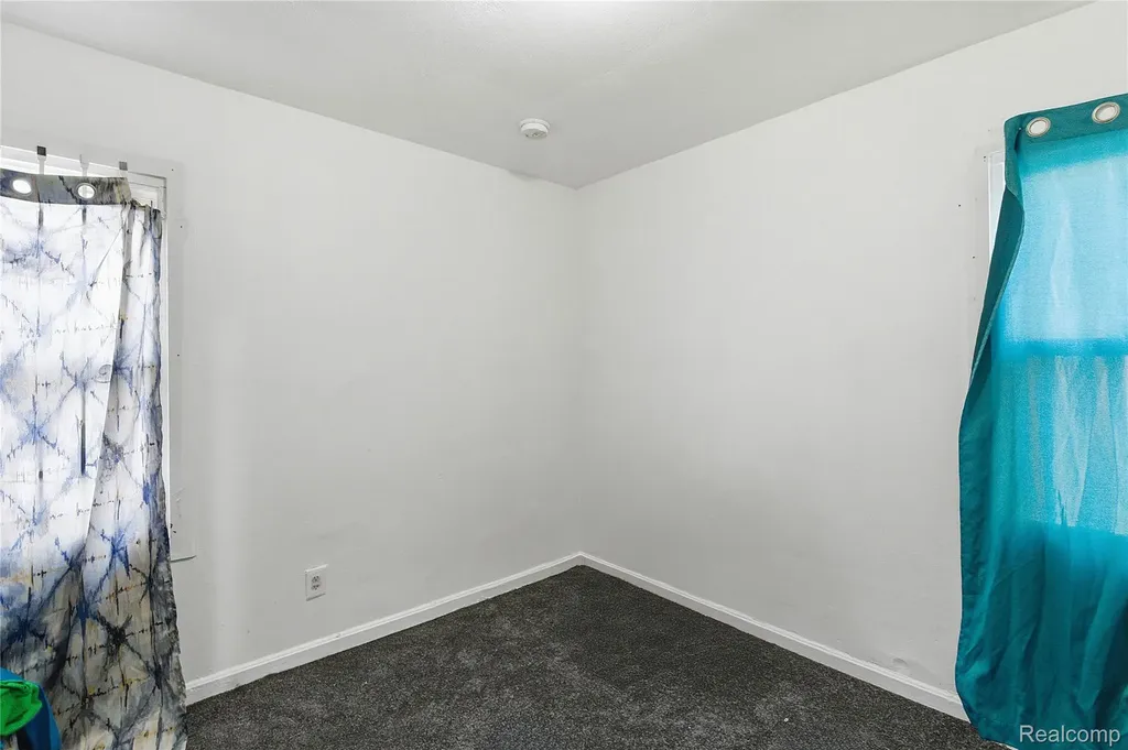 17142 Pembroke Avenue Detroit City MI 48235