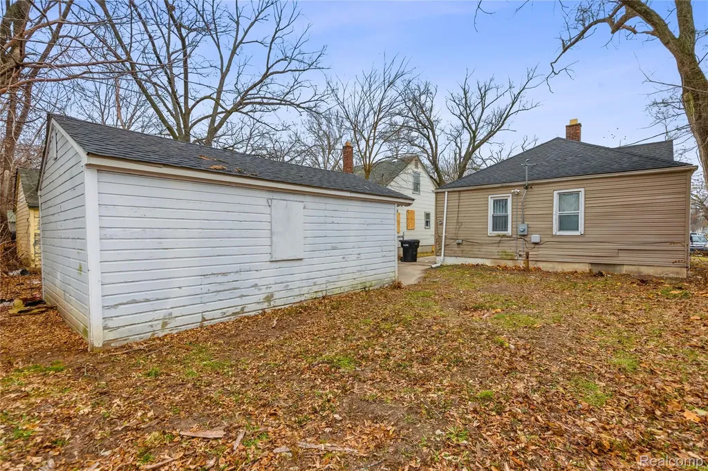 17142 Pembroke Avenue Detroit City MI 48235