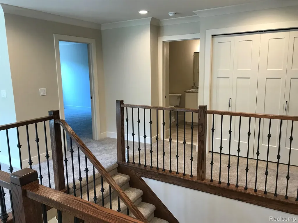 1752 Milford Heights Milford Charter Township MI 48381