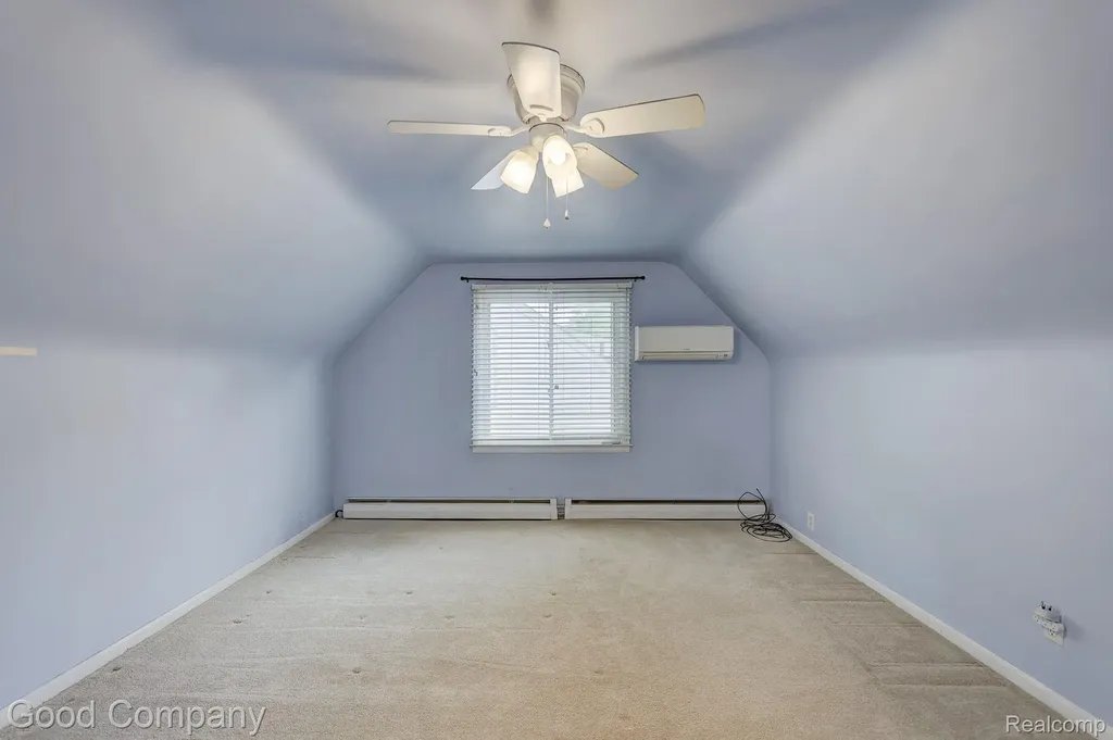 2011 Harwood Avenue Royal Oak City MI 48067