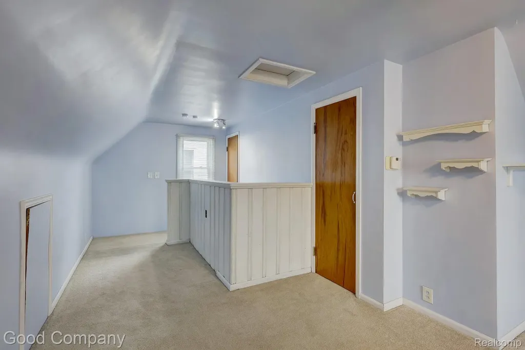 2011 Harwood Avenue Royal Oak City MI 48067