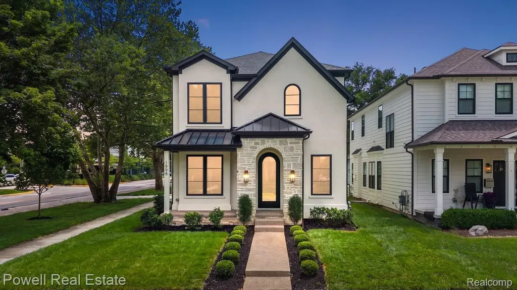 1998 Hazel Street Birmingham City MI 48009