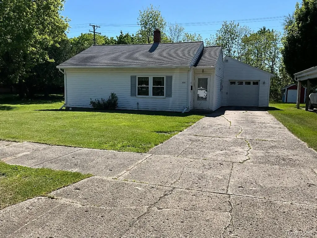 515 N Silver Street Bad Axe City MI 48413