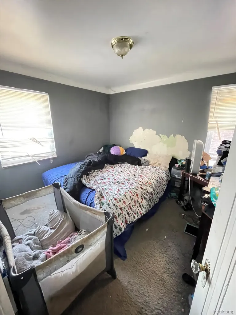 10521 Mckinney Street Detroit City MI 48224