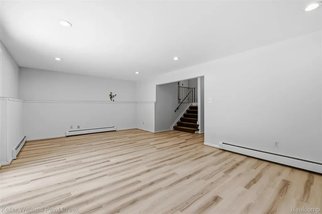 4016 Iverness Lane West Bloomfield Charter Township MI 48323