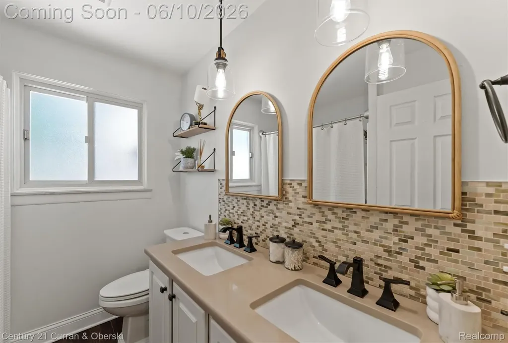 39734 Scottsdale Drive Canton Charter Township MI 48188