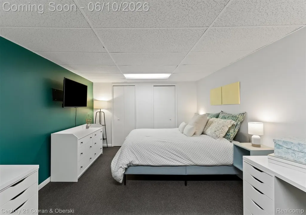 39734 Scottsdale Drive Canton Charter Township MI 48188