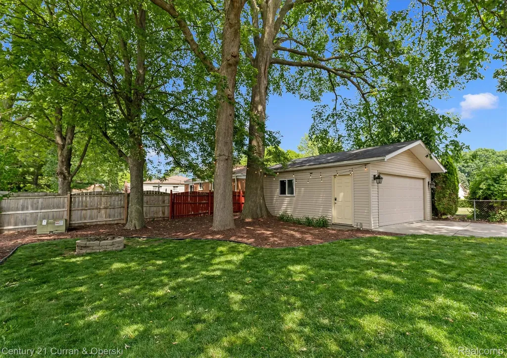 39734 Scottsdale Drive Canton Charter Township MI 48188